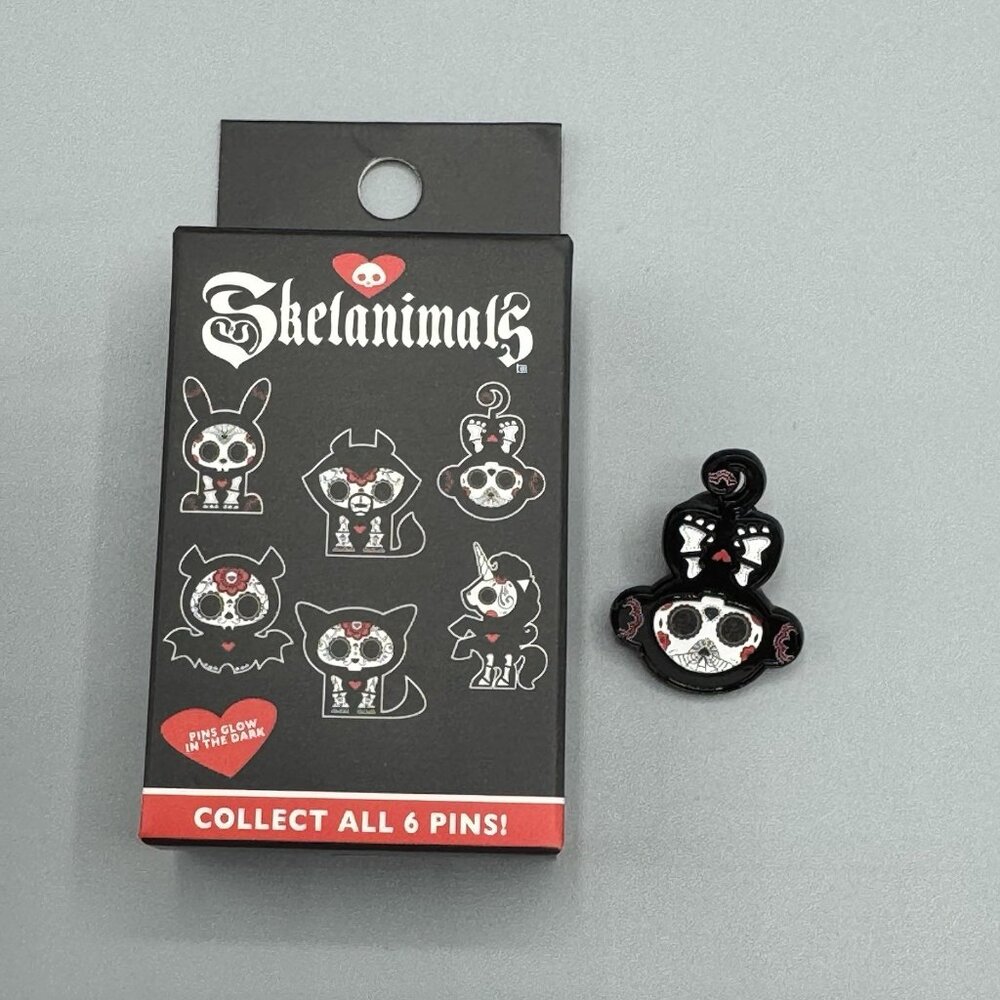 Skelanimals Day Of The Dead Blind Box Enamel Pin MARCY Monkey New Open Box